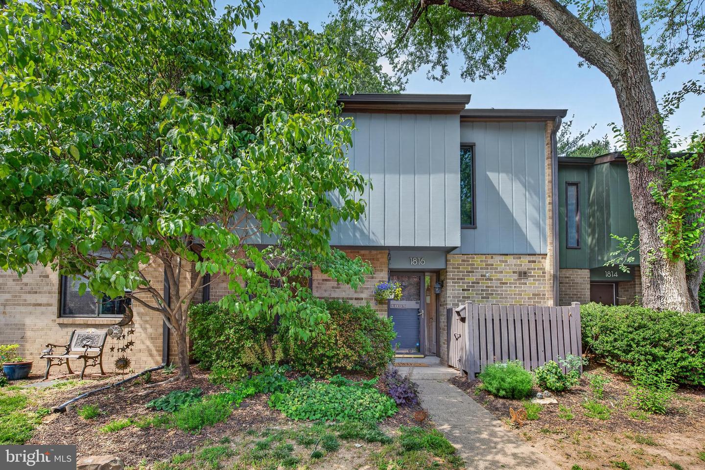 1816 Ivy Oak Square #47, Reston