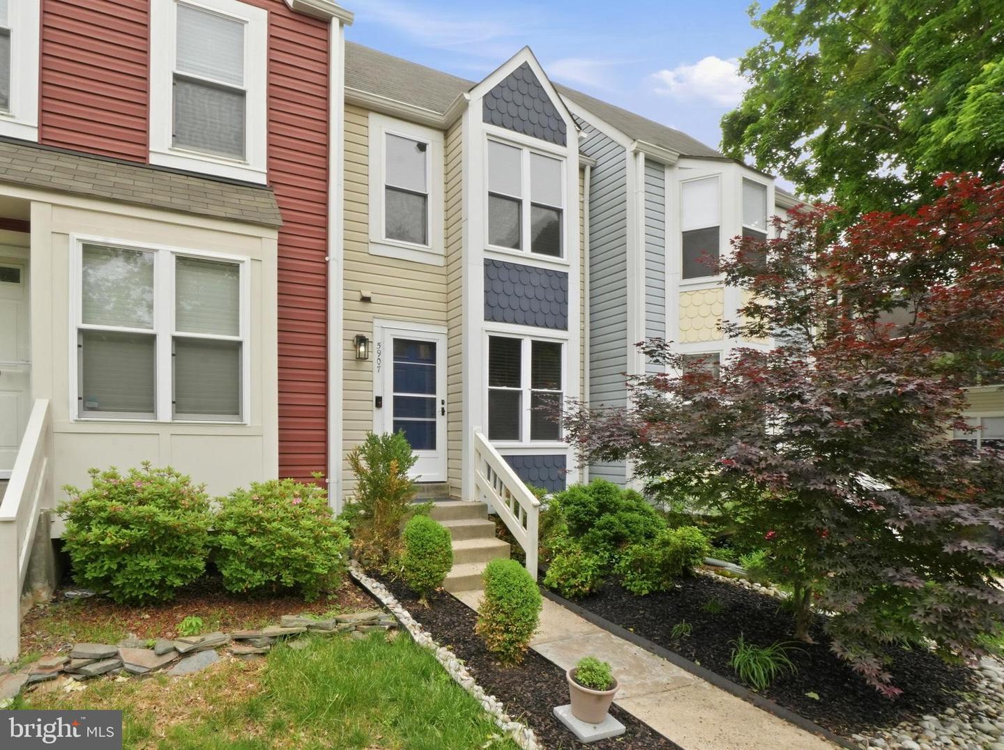 5907 Sir Cambridge Way, Alexandria