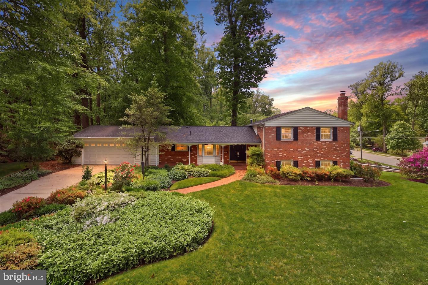 4701 Red Fox Drive, Annandale