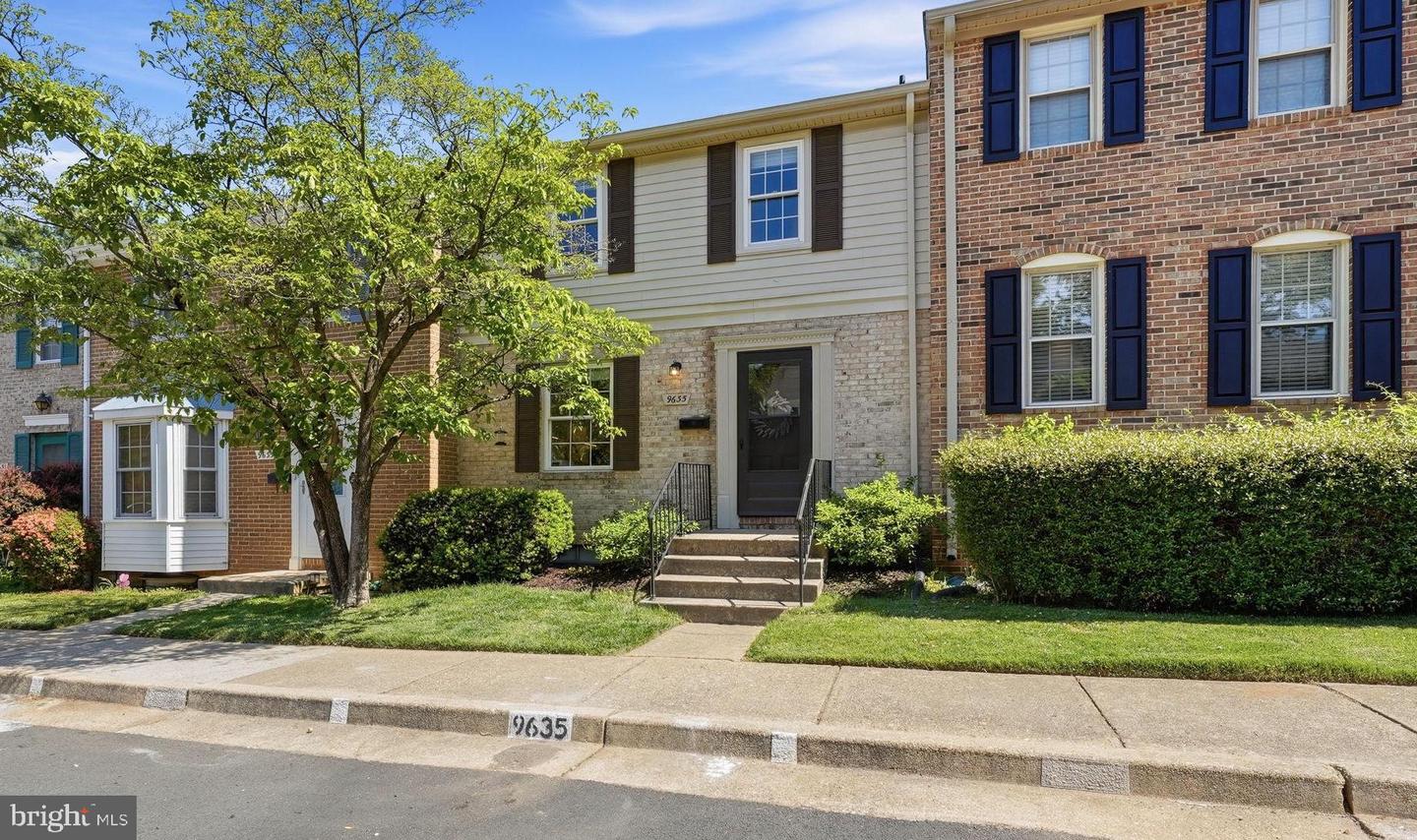 9635 Lindenbrook Street, Fairfax