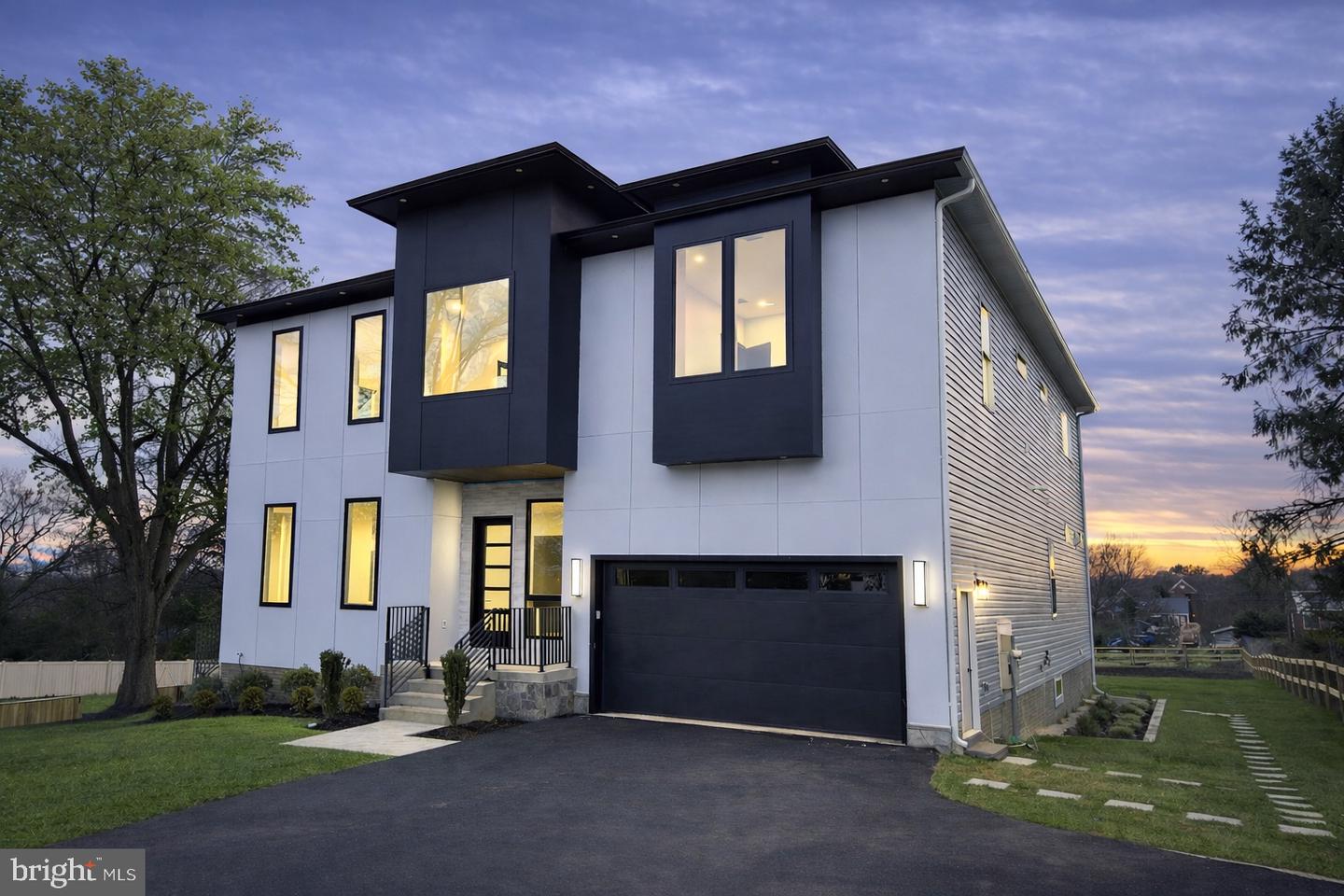 2613 Beacon Hill Rd
