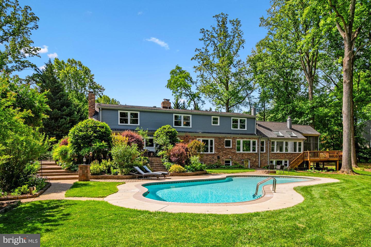 11416 Vale Road, Oakton