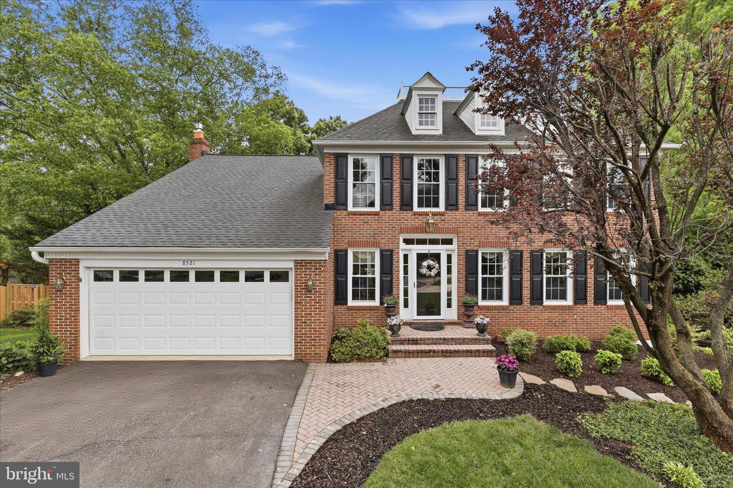 8521 Century Oak Court, Fairfax Station