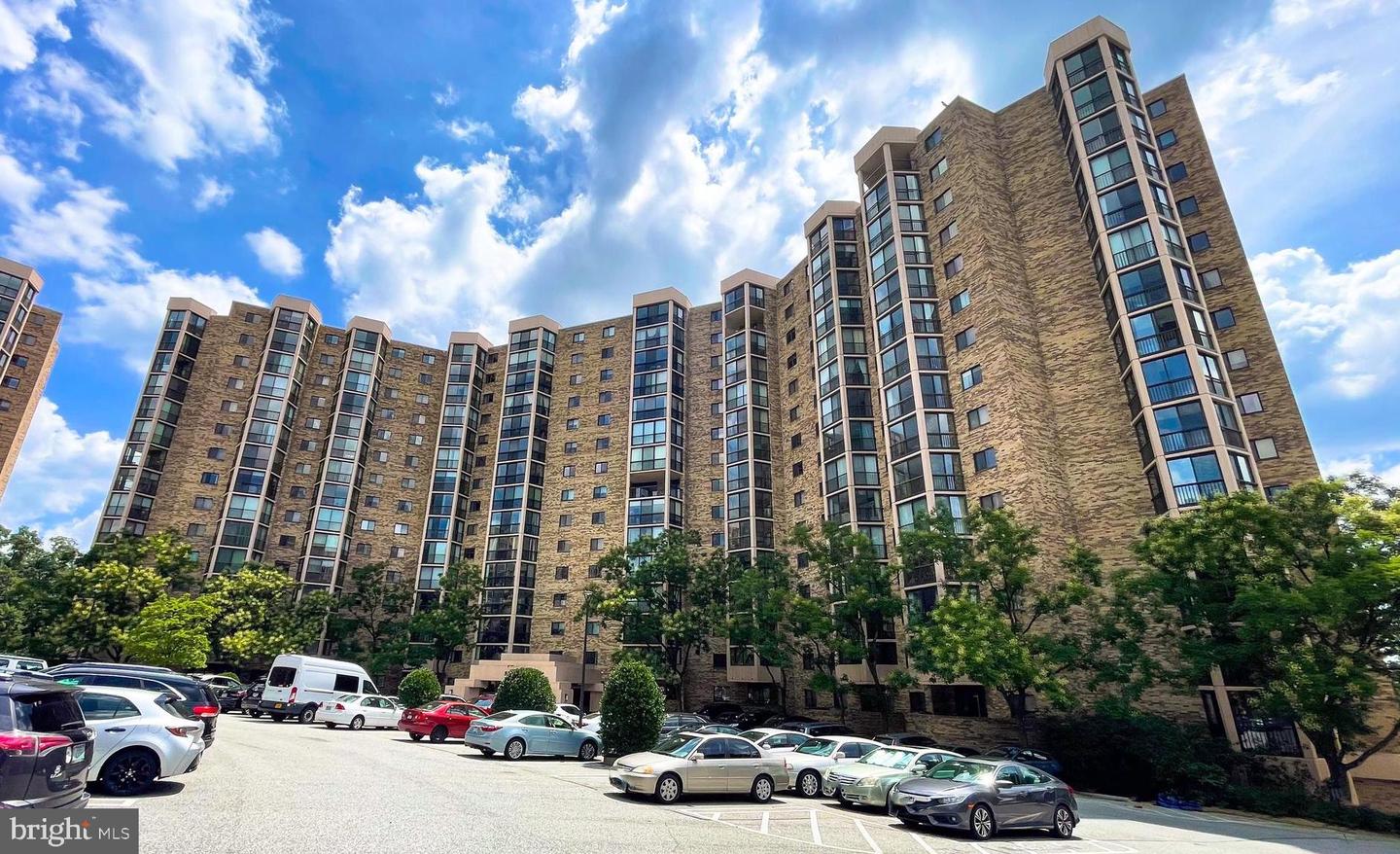 5904 Mount Eagle Drive #803, Alexandria