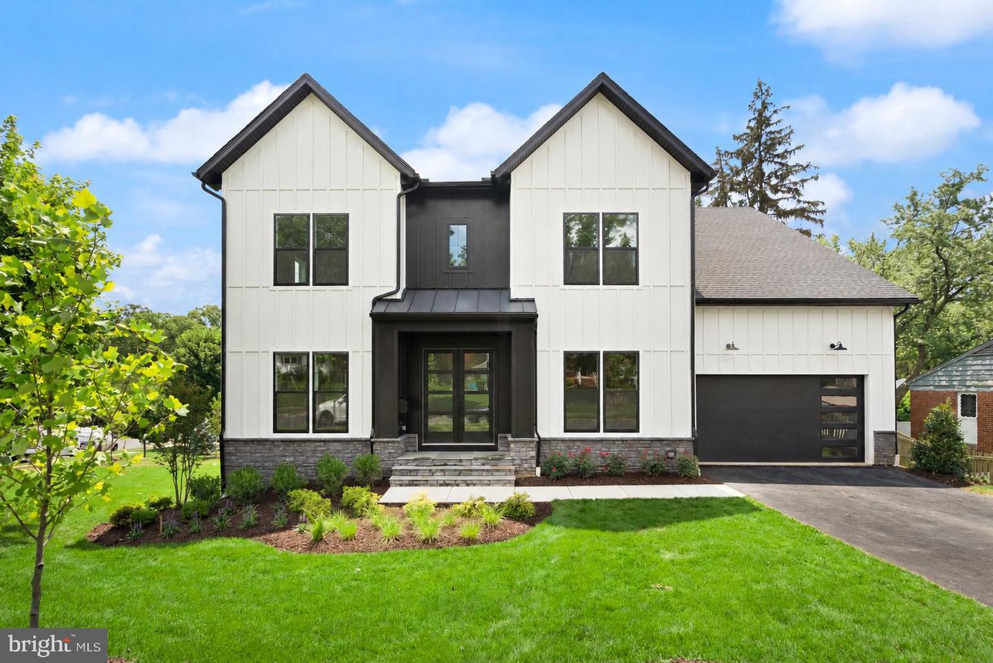 11433 Valley Road
