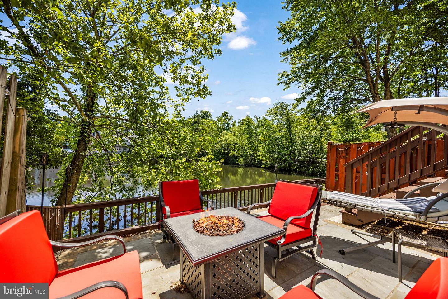 7595 Chrisland Cove