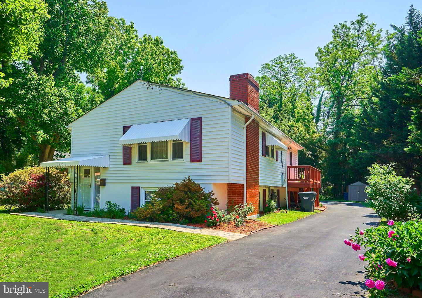 2843 Annandale Road, Falls Church