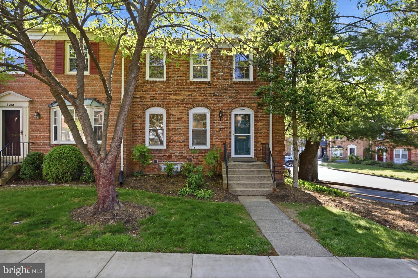 7000 Alicent Place, Mclean