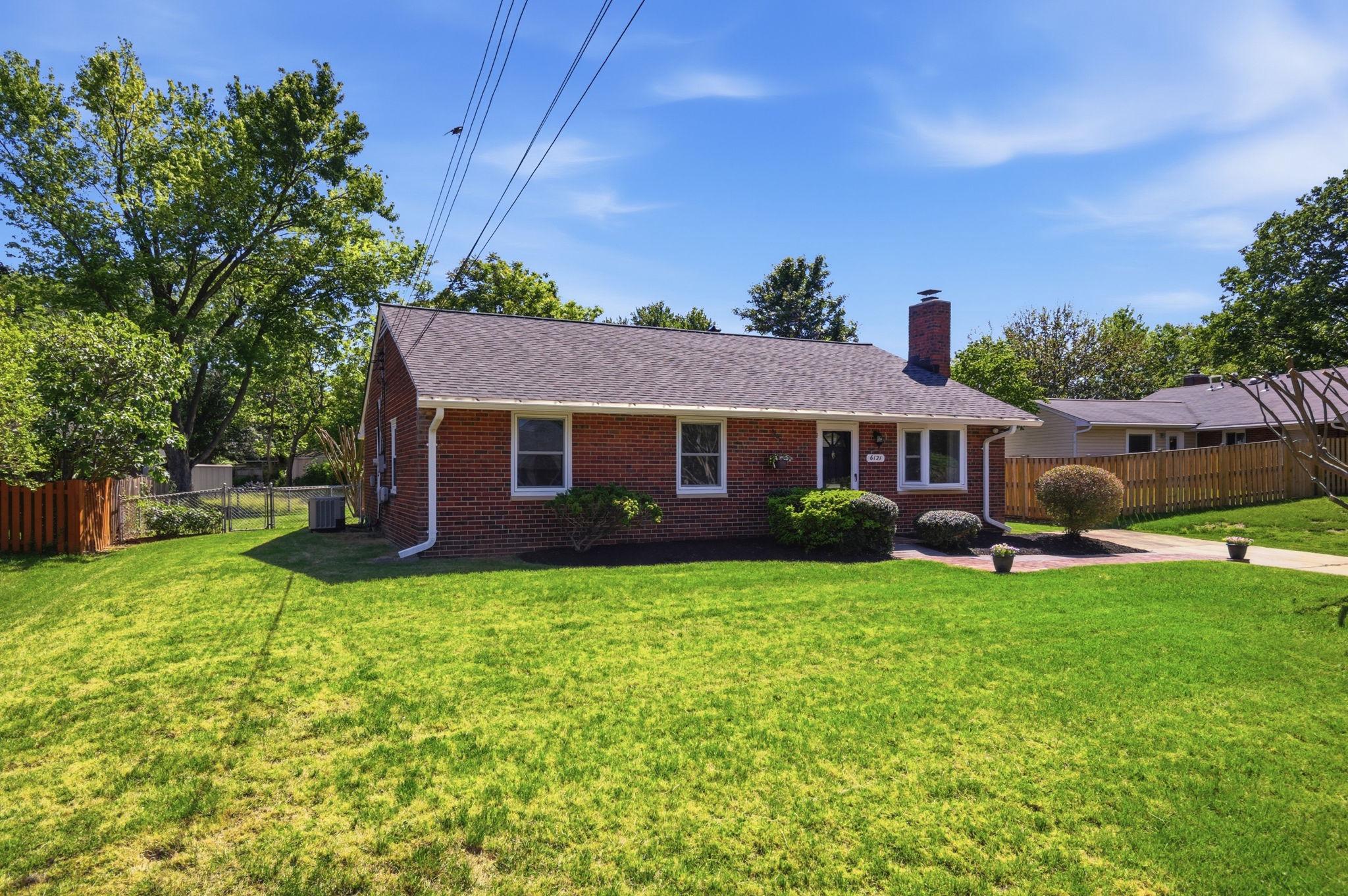 6121 Yellowstone Drive, Alexandria