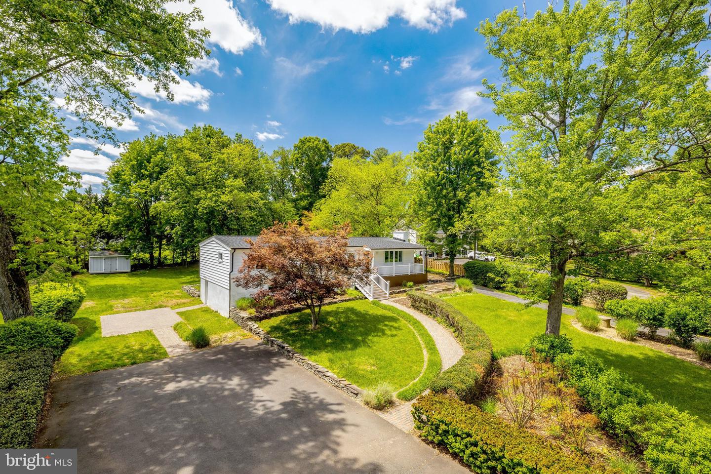 822 Walker Road