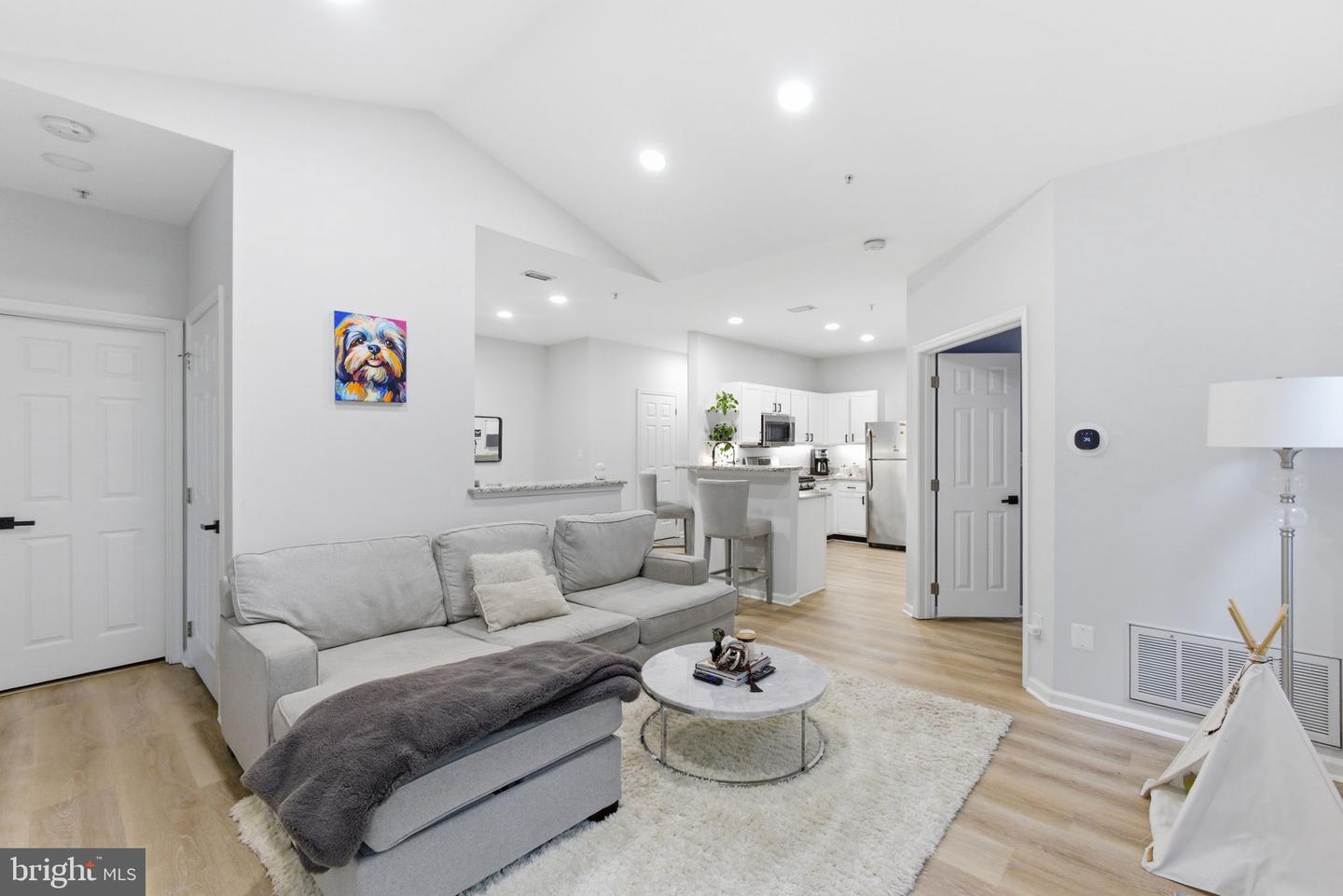 1700 Lake Shore Crest Drive #33