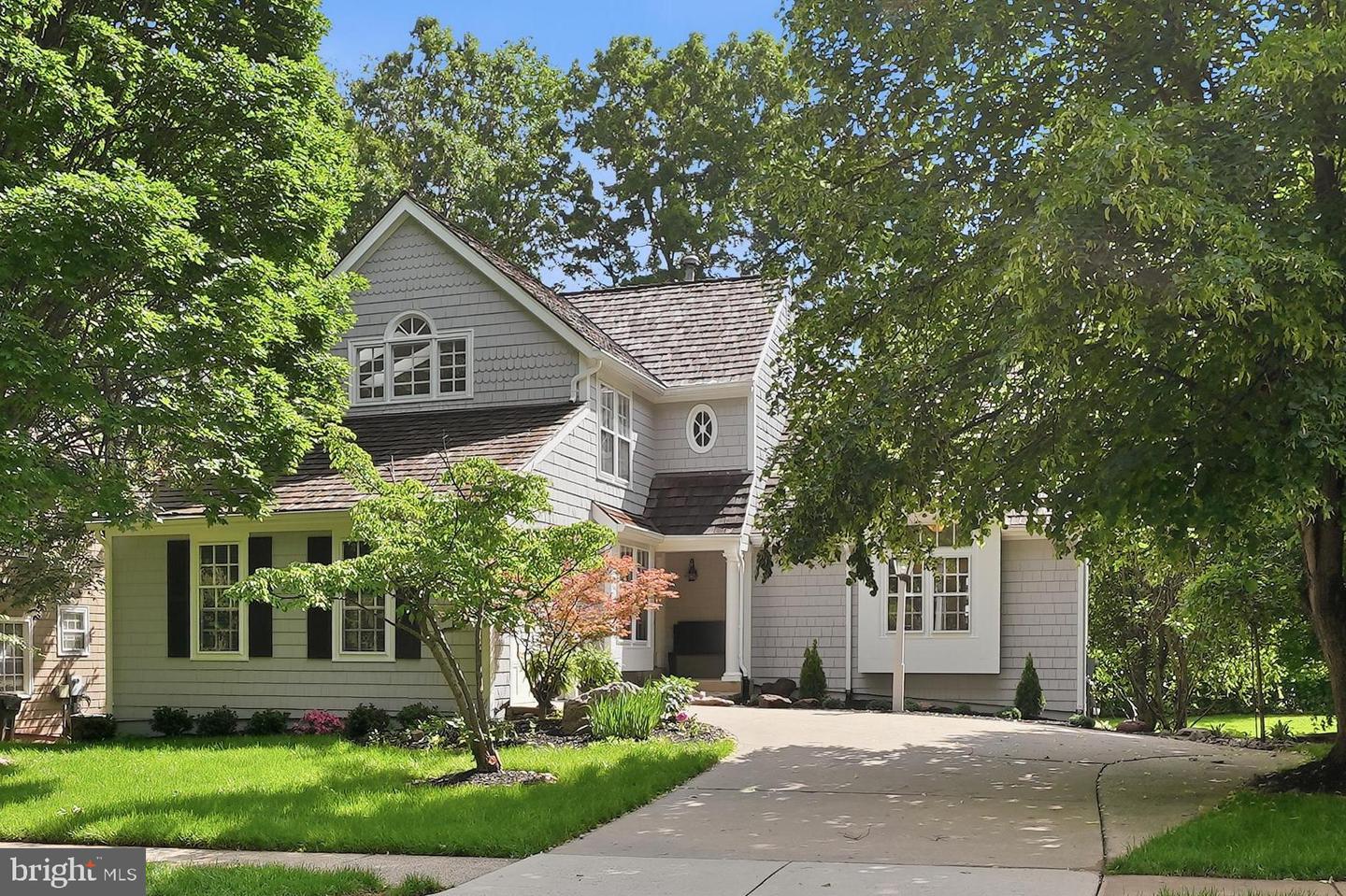 1291 Lamplighter Way, Reston