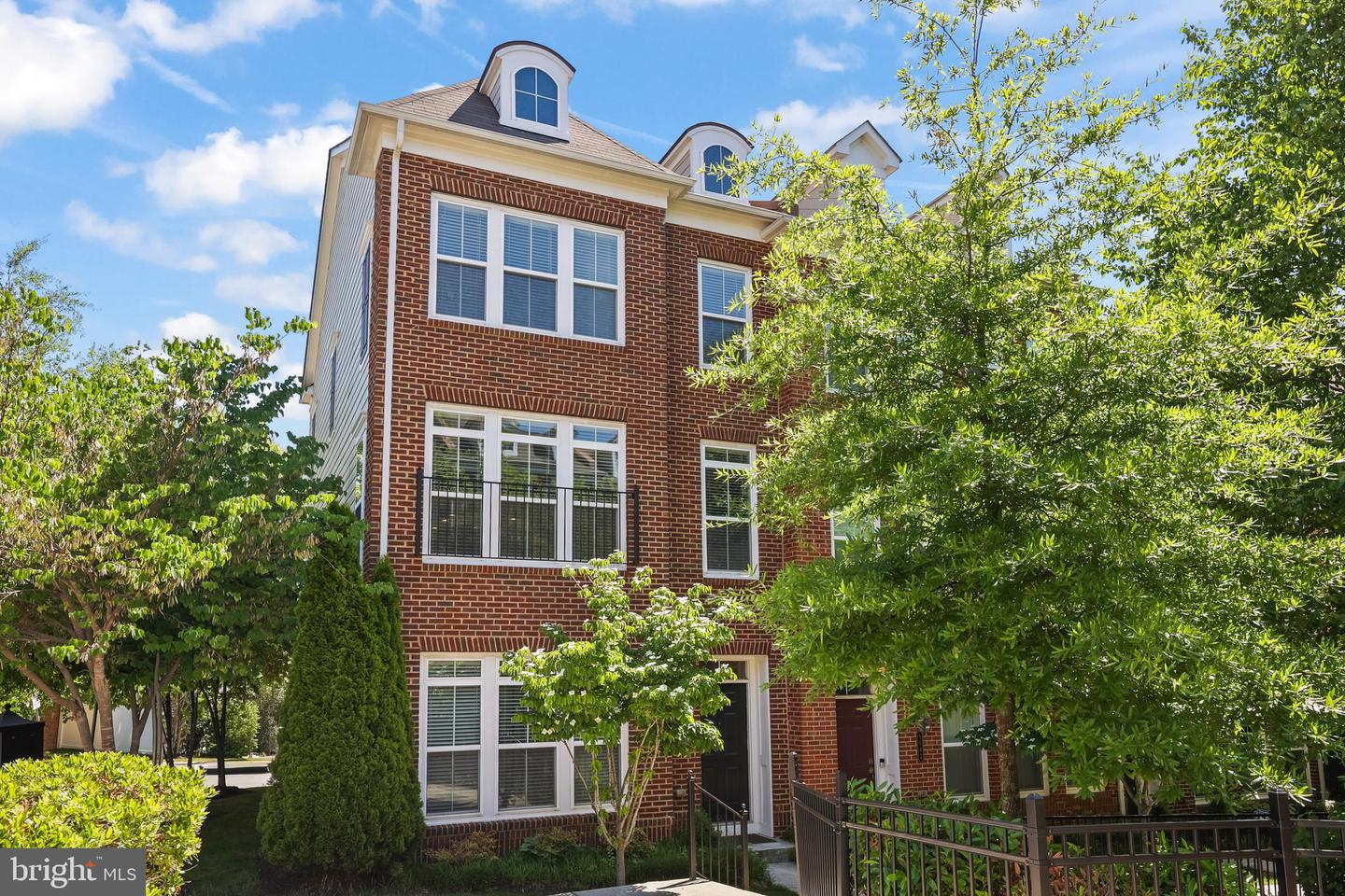 9640 Pullman Place, Fairfax