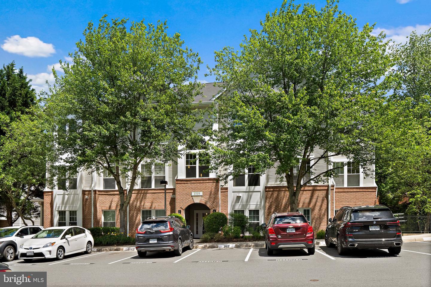 1519 N Point Drive #202