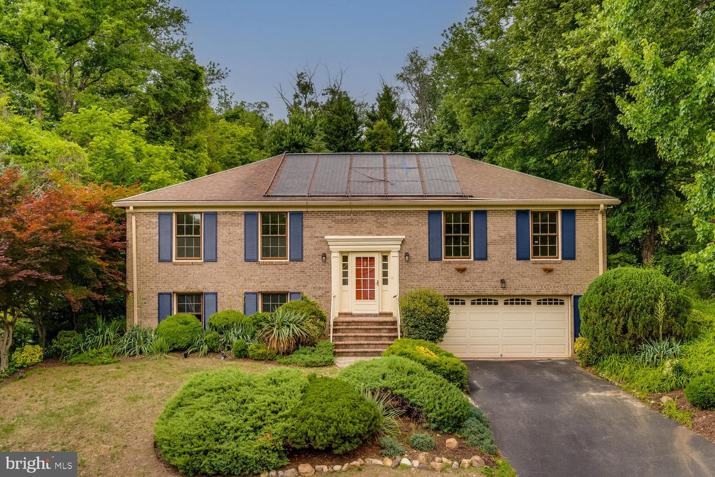 2108 Wilkinson Place, Alexandria