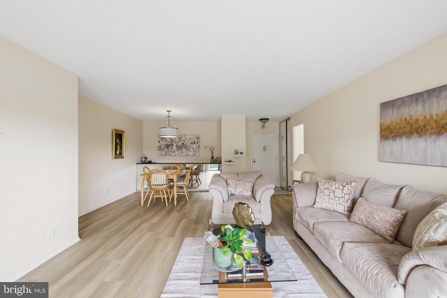 8380 Greensboro Drive #303, Mclean