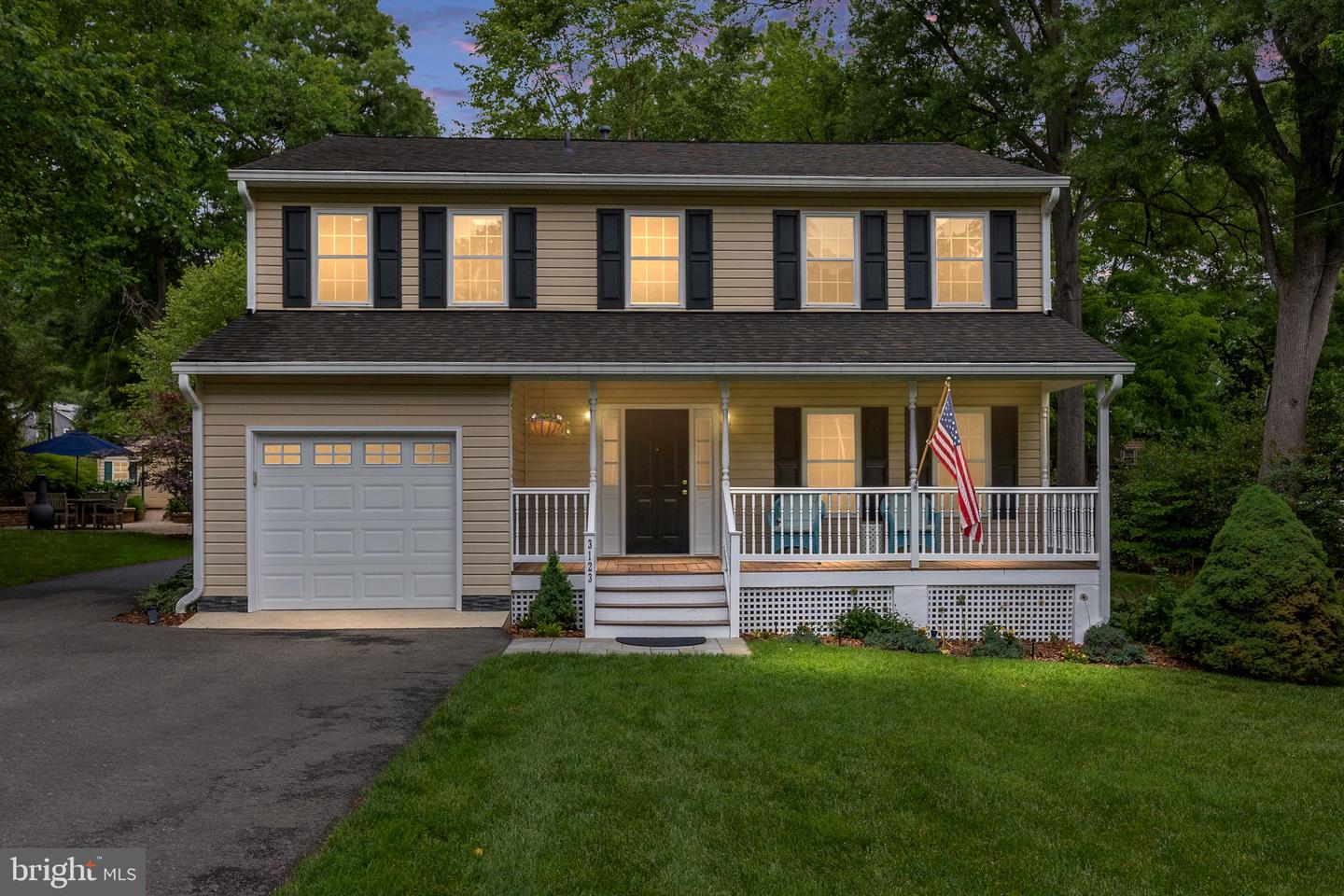 3123 Woodland Lane, Alexandria