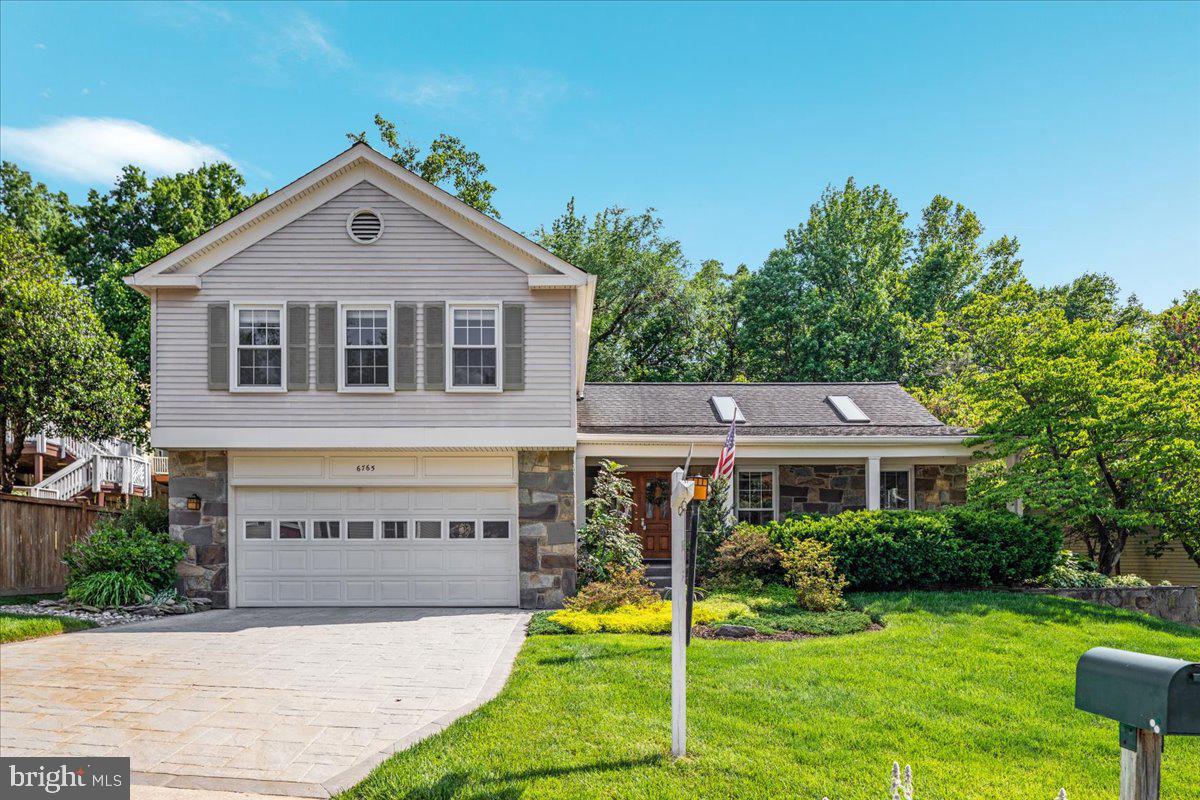 6765 Blanche Drive, Lorton