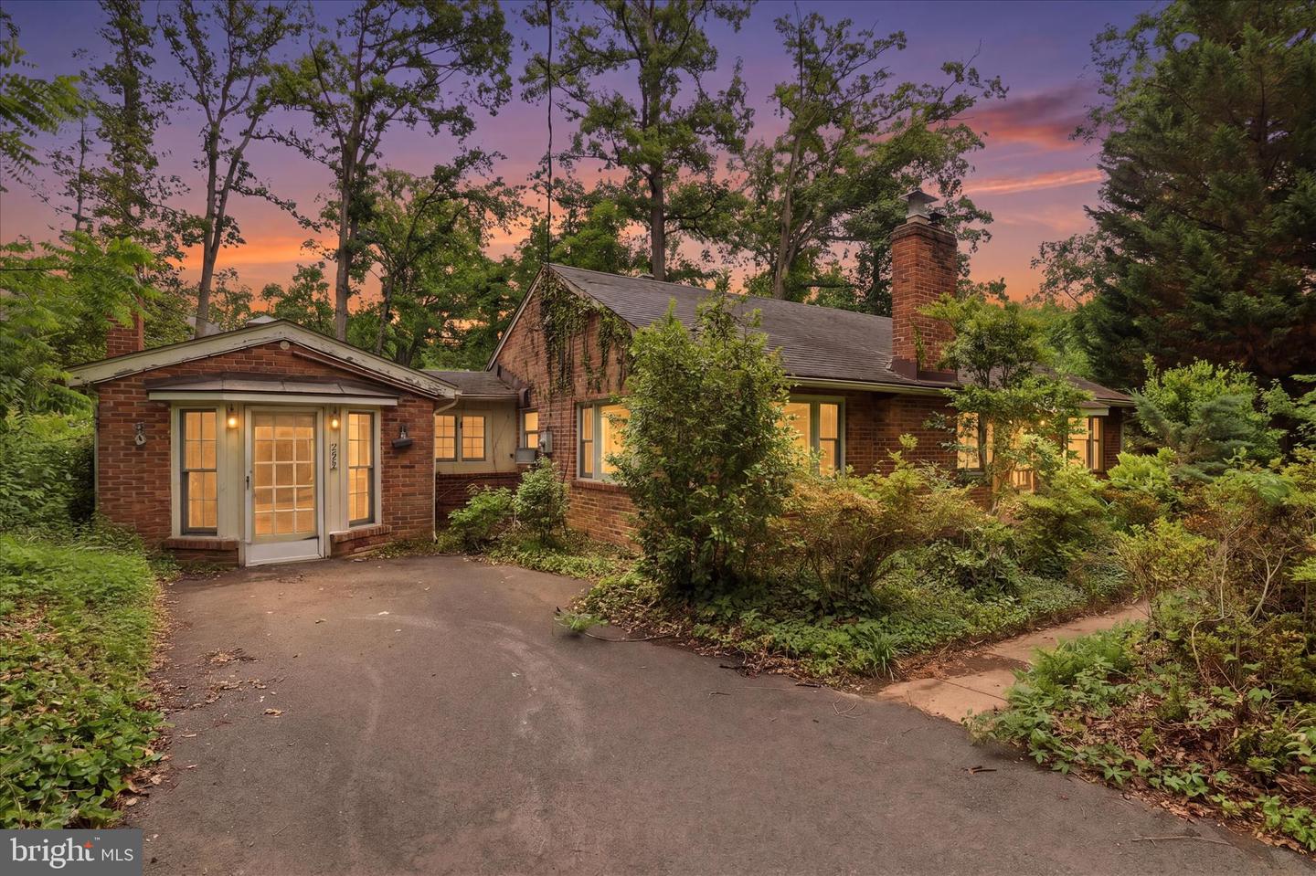 7613 Fort Hunt Road, Alexandria