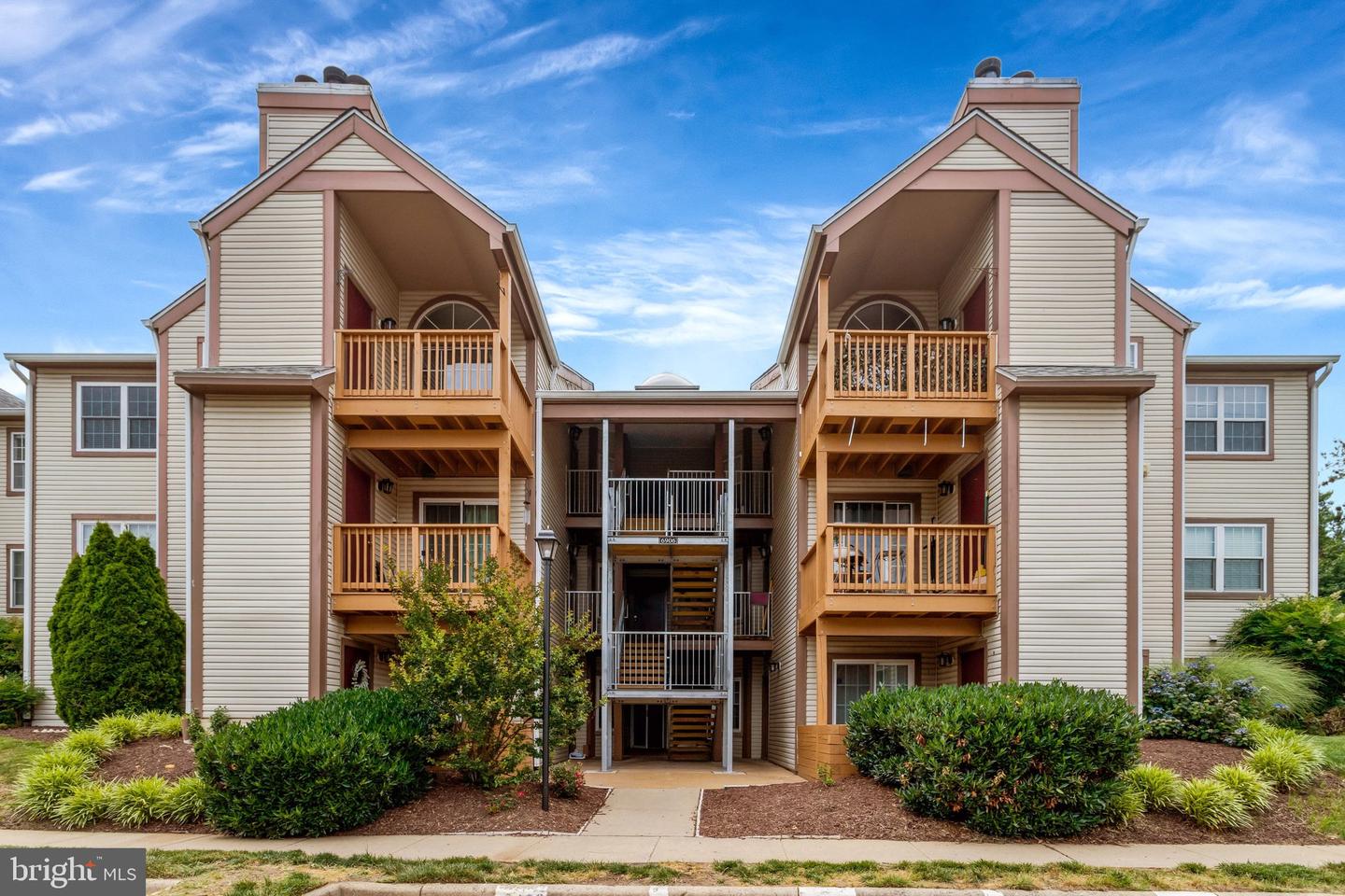 6906 Victoria Drive #k