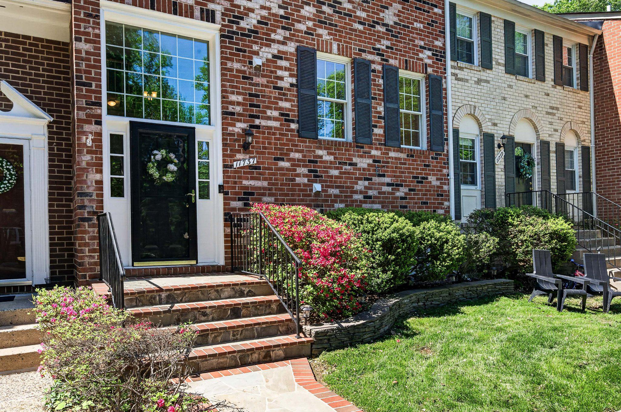 11737 Dry River Court, Reston
