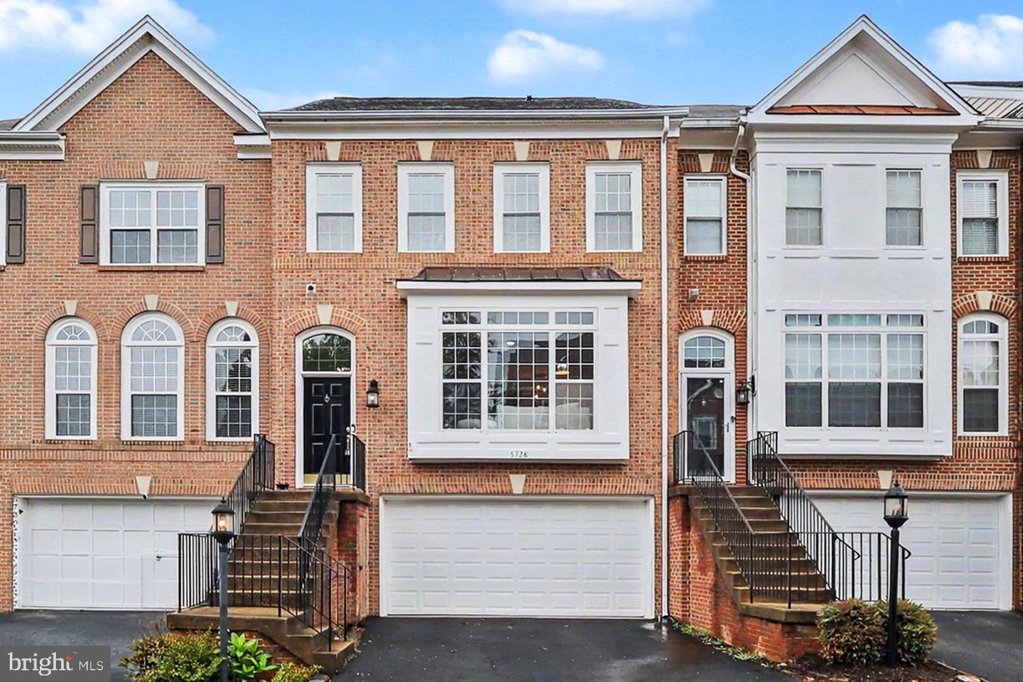 5728 Governors Pond Circle
