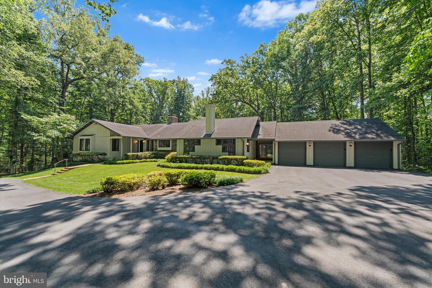8000 Seven Hills Ct