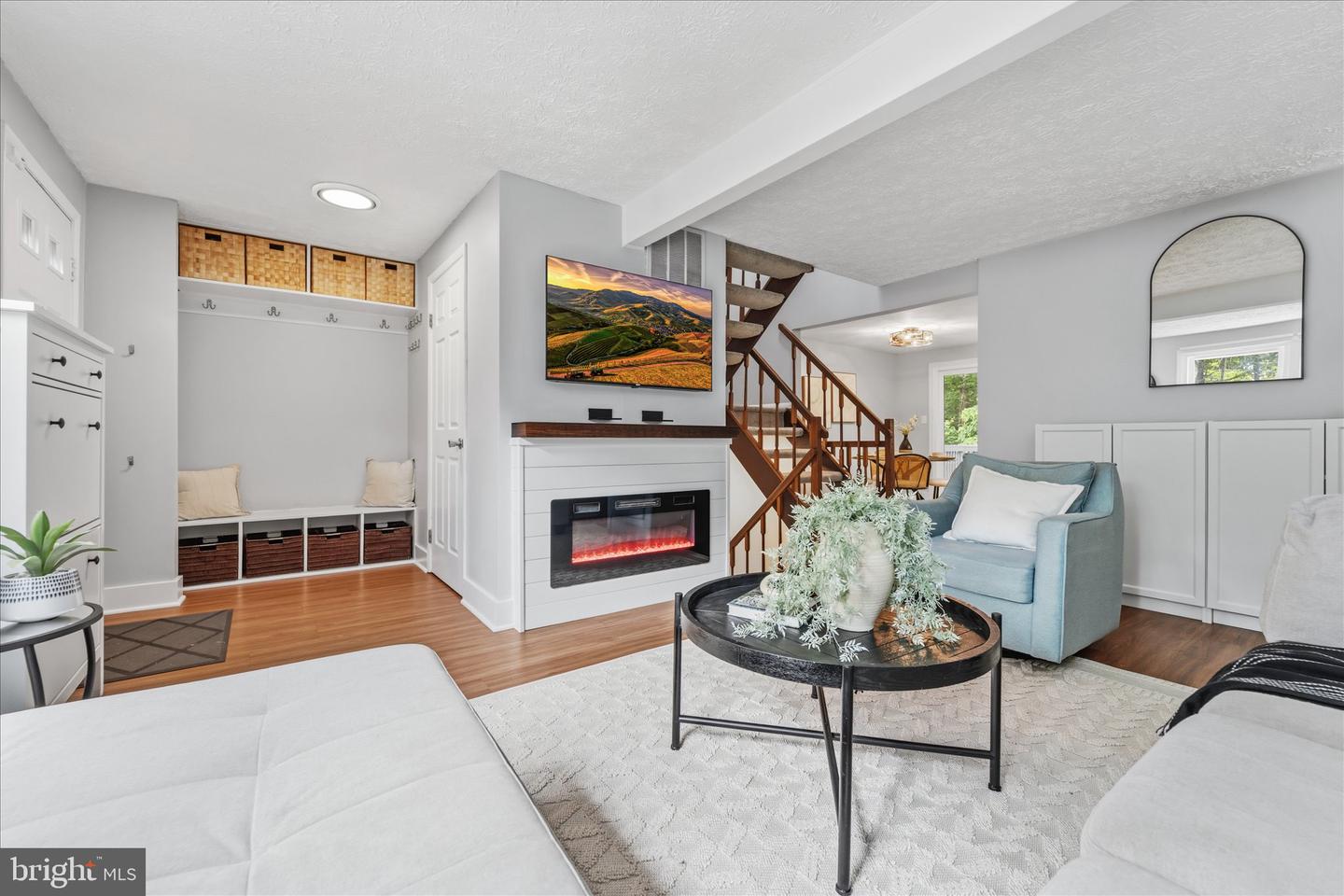 8256 Burning Forest Court, Springfield