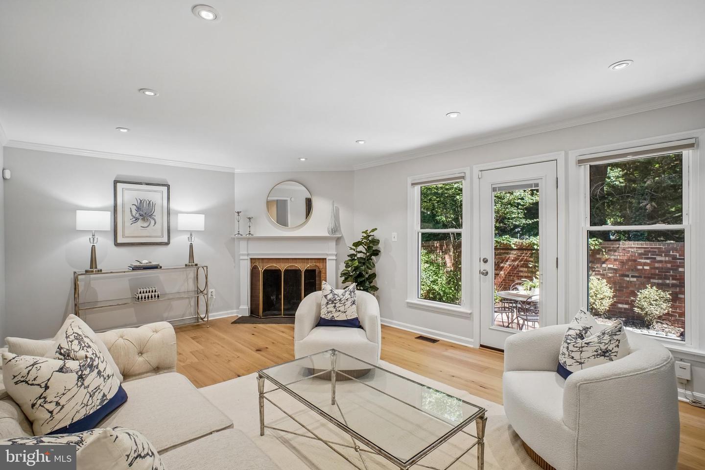 7337 Lewinsville Park Court, Mclean