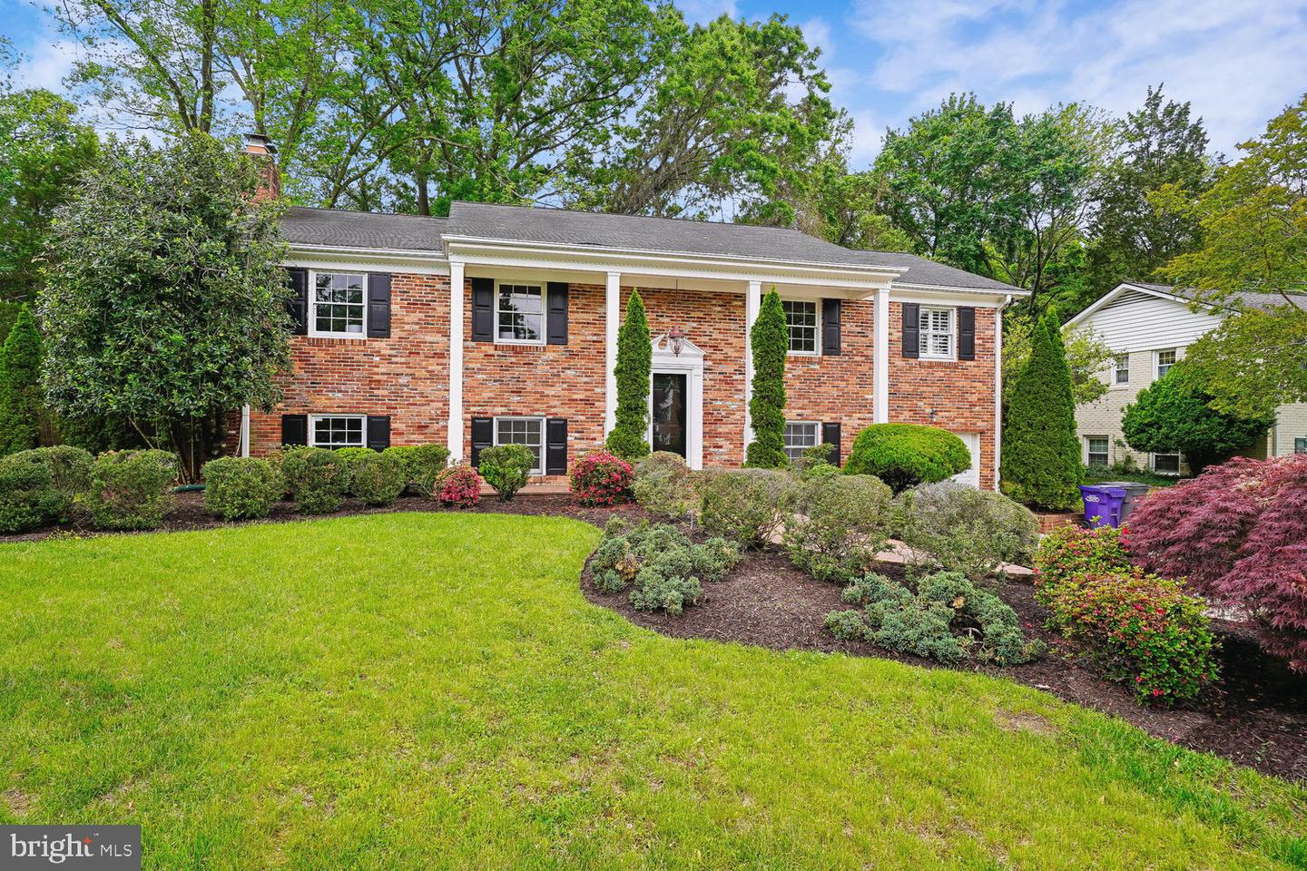 7814 Friars Court