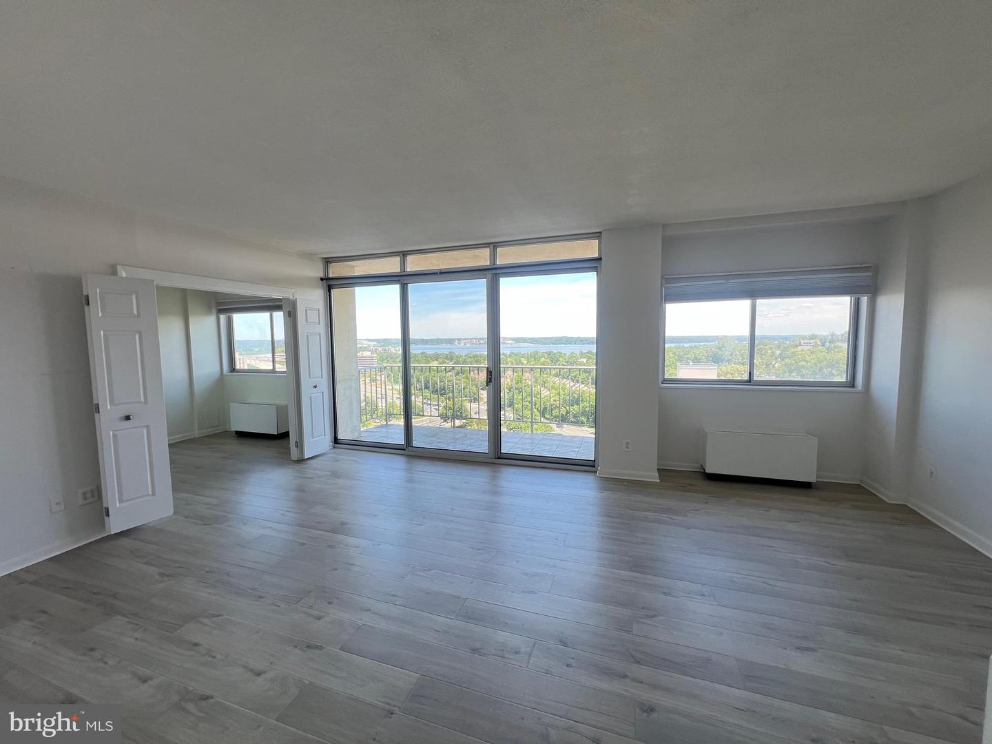 2059 Huntington Avenue #1601