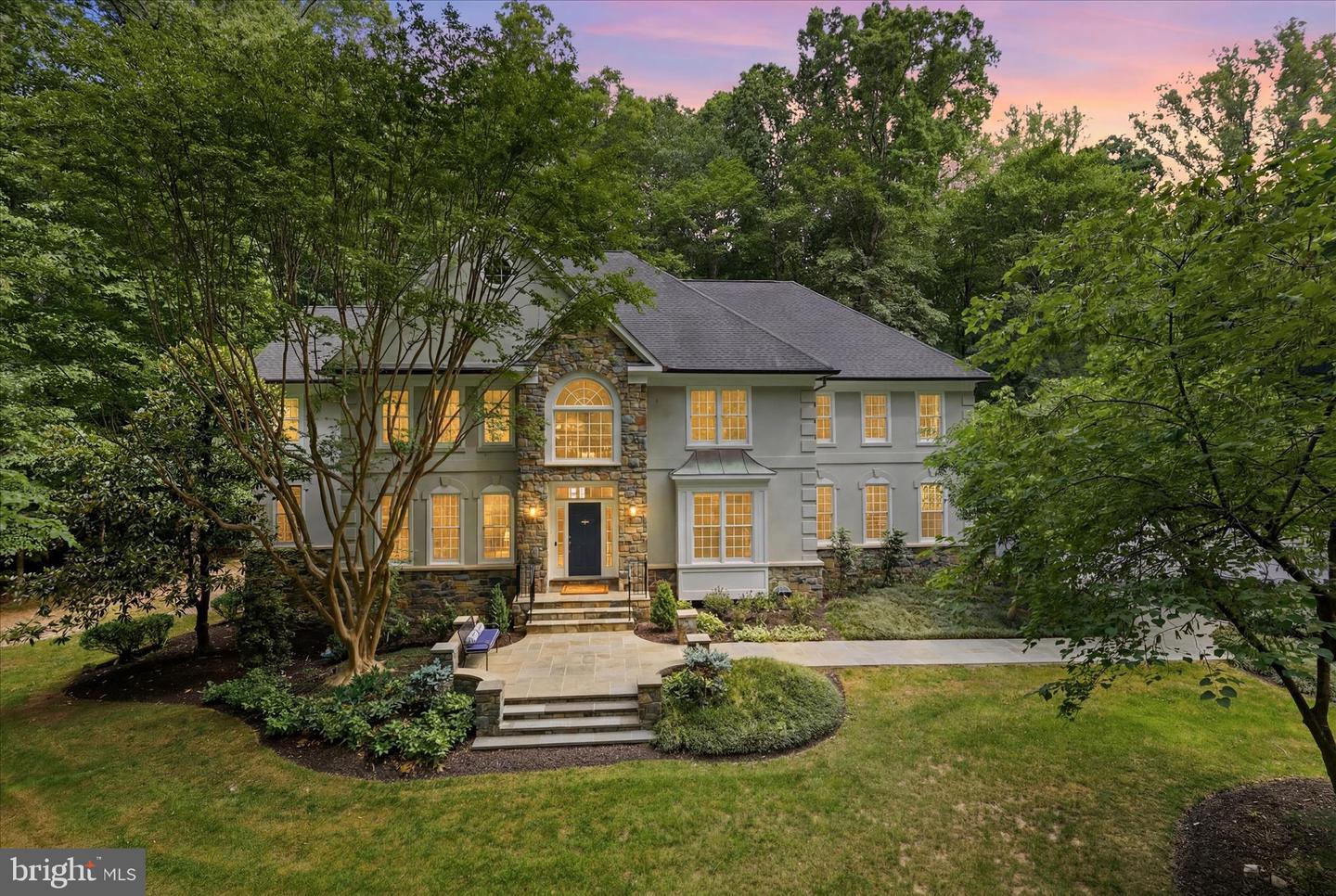 7211 Twelve Oaks Dr