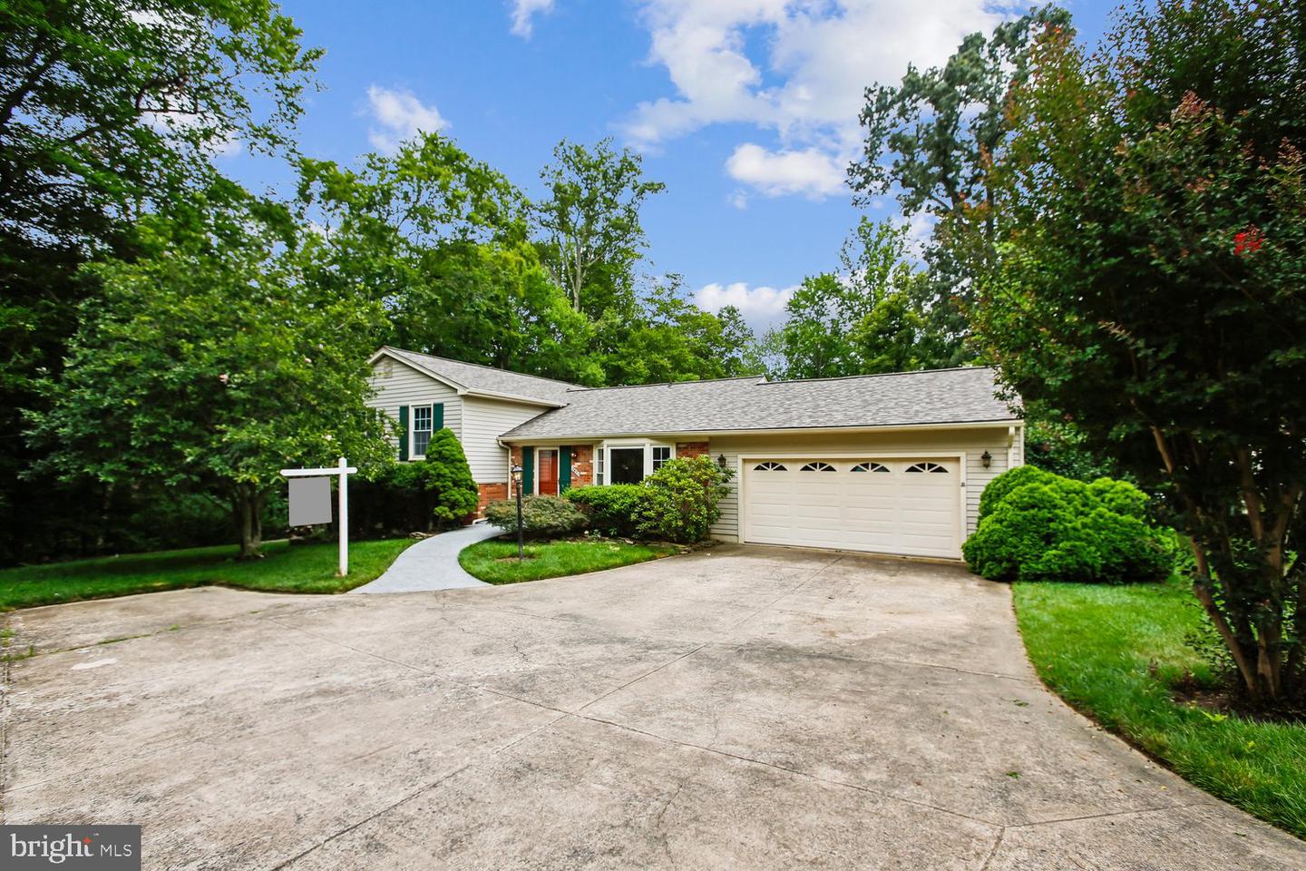 7871 Godolphin Drive