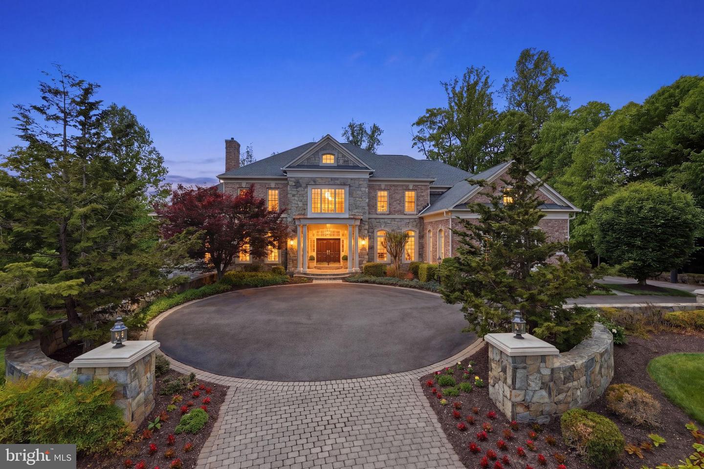 7818 Crownhurst Court