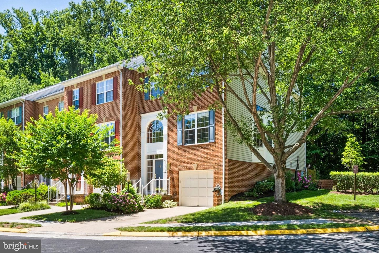 1212 Wild Hawthorn Way