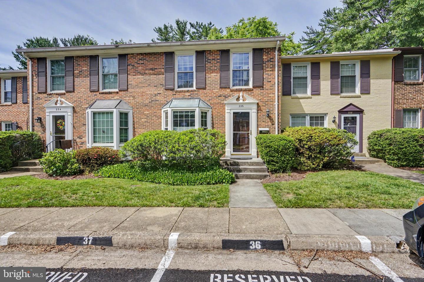 226 Commons Drive NW