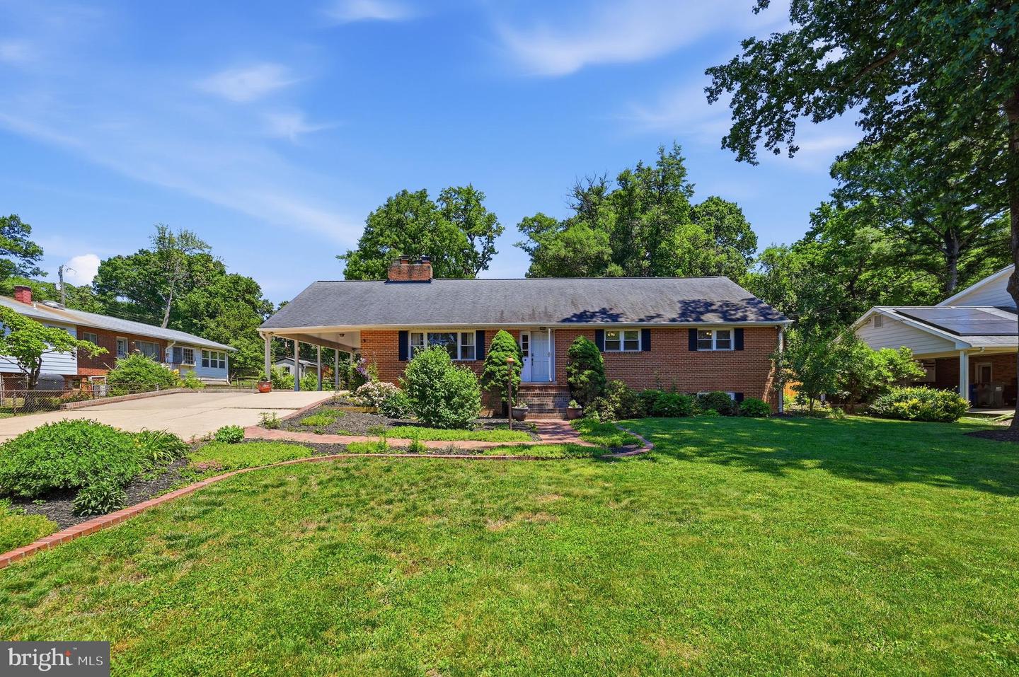 8523 Springman Street, Alexandria