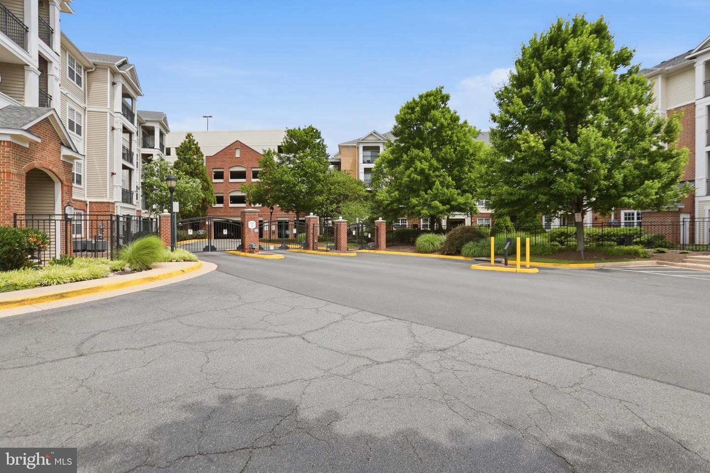 12913 Centre Park Circle #405