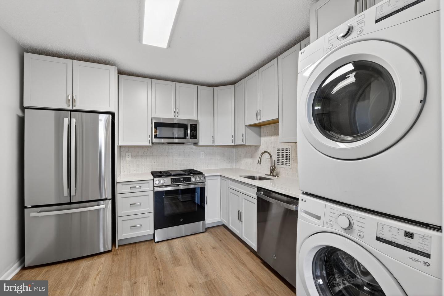 3705 S George Mason Drive #710s
