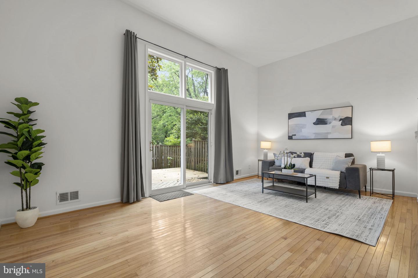 11854 Saint Trinians Court, Reston