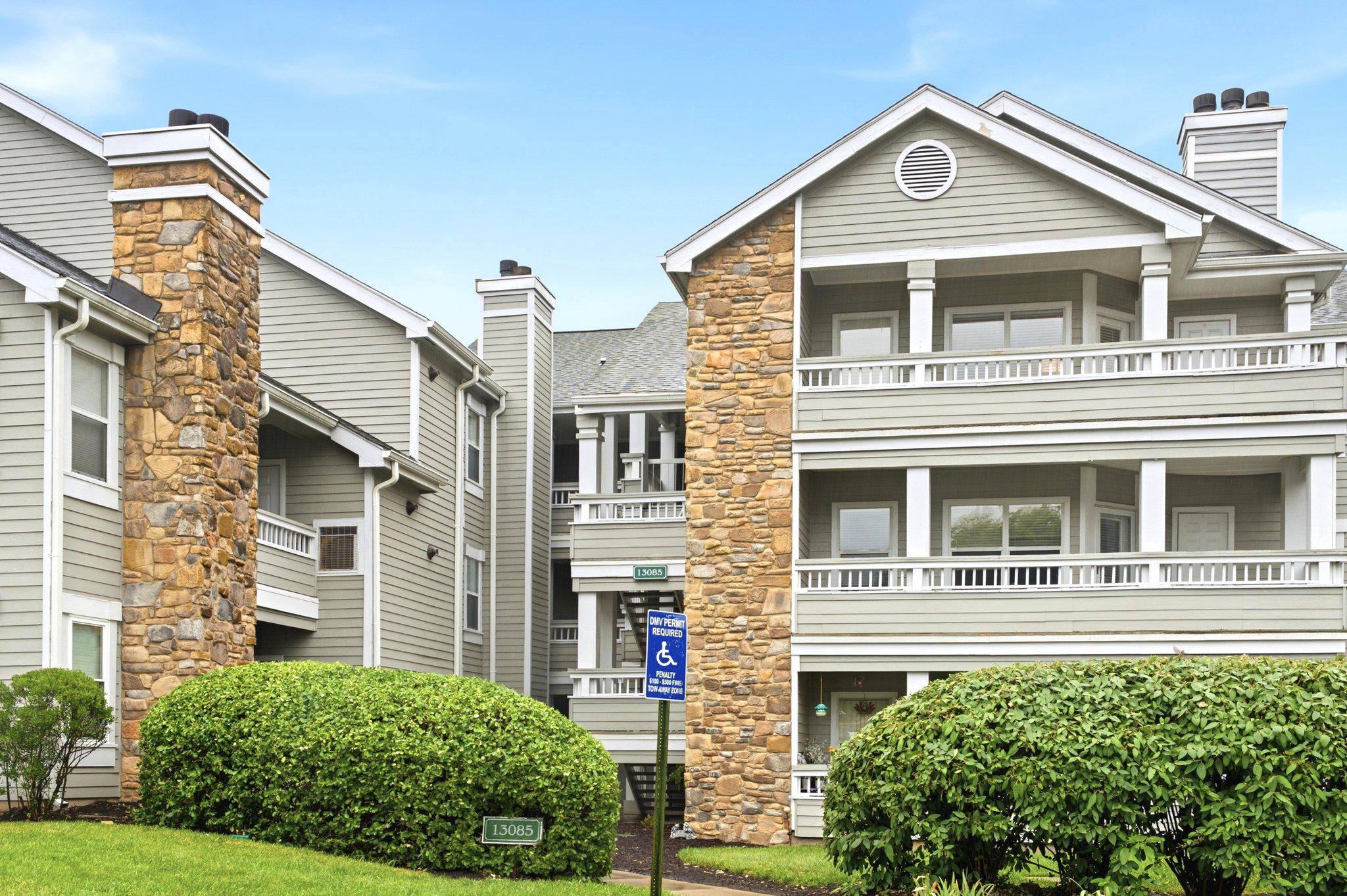 13085 Autumn Woods Way #105