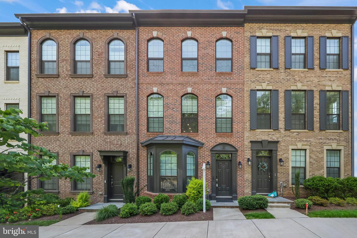 4434 Fair Lakes Court