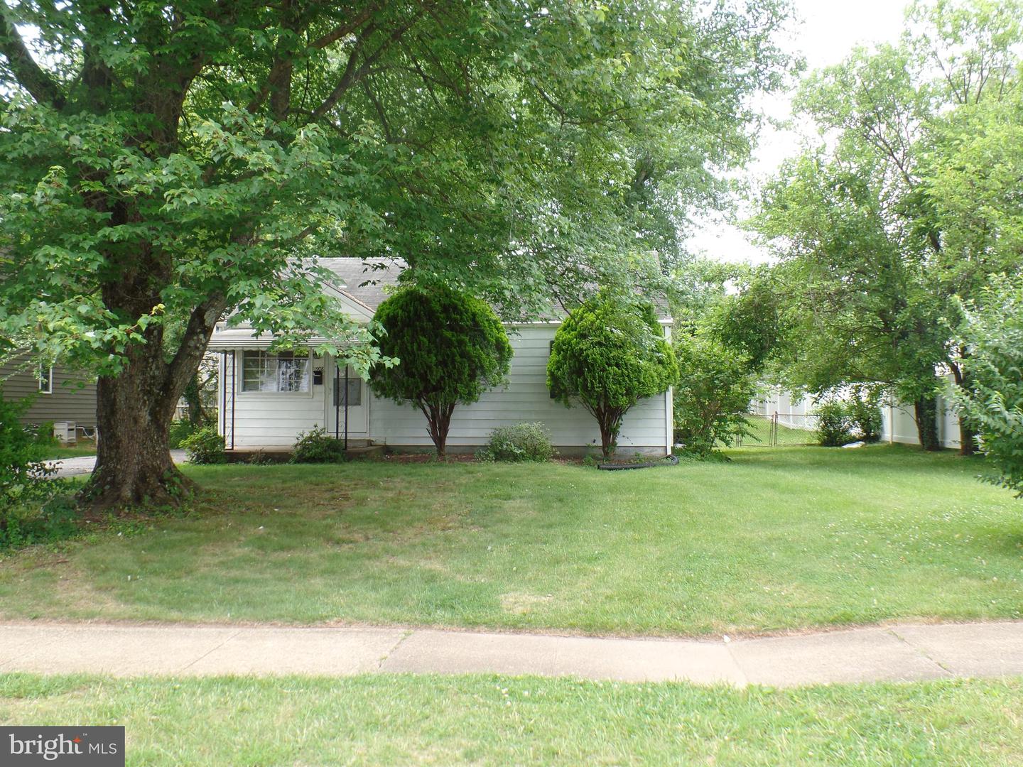 1908 Gilson Street, Falls Church