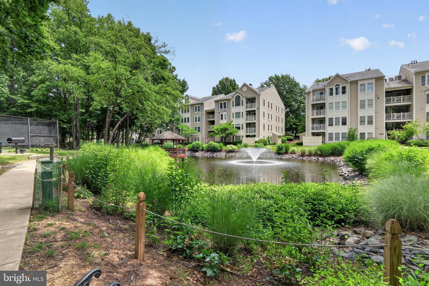 12249 Fairfield House Drive #411b, Fairfax