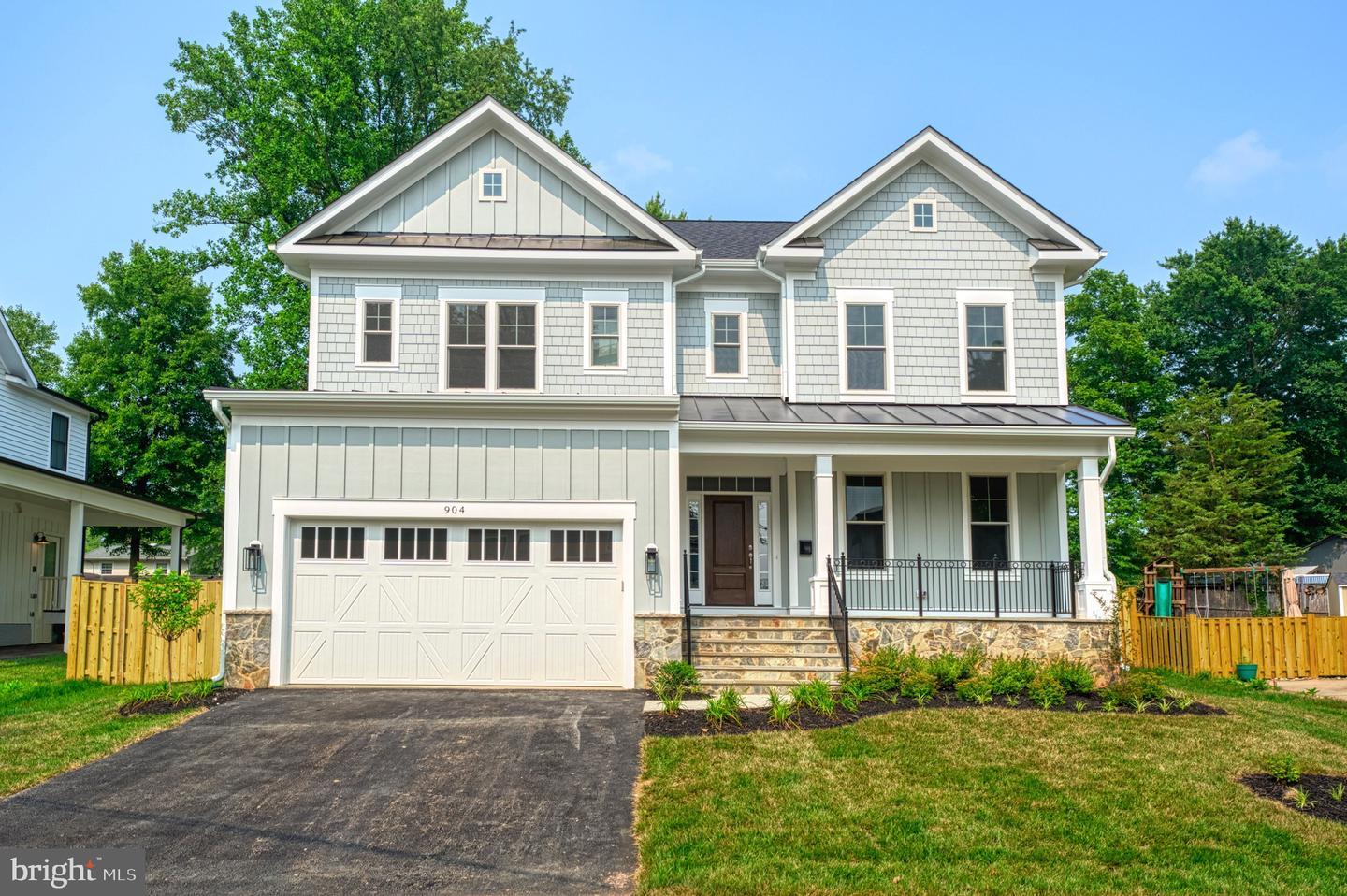115 Saint Andrews Drive NE, Vienna