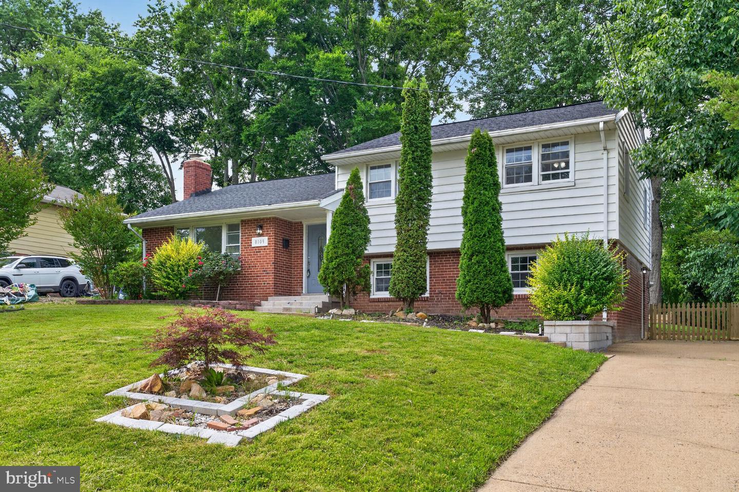 8109 Carrick Lane