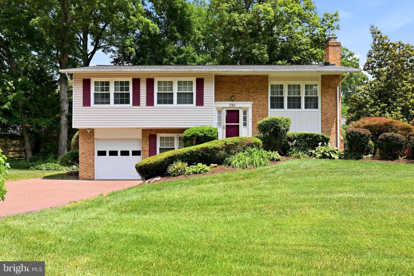 7211 Ashview Drive