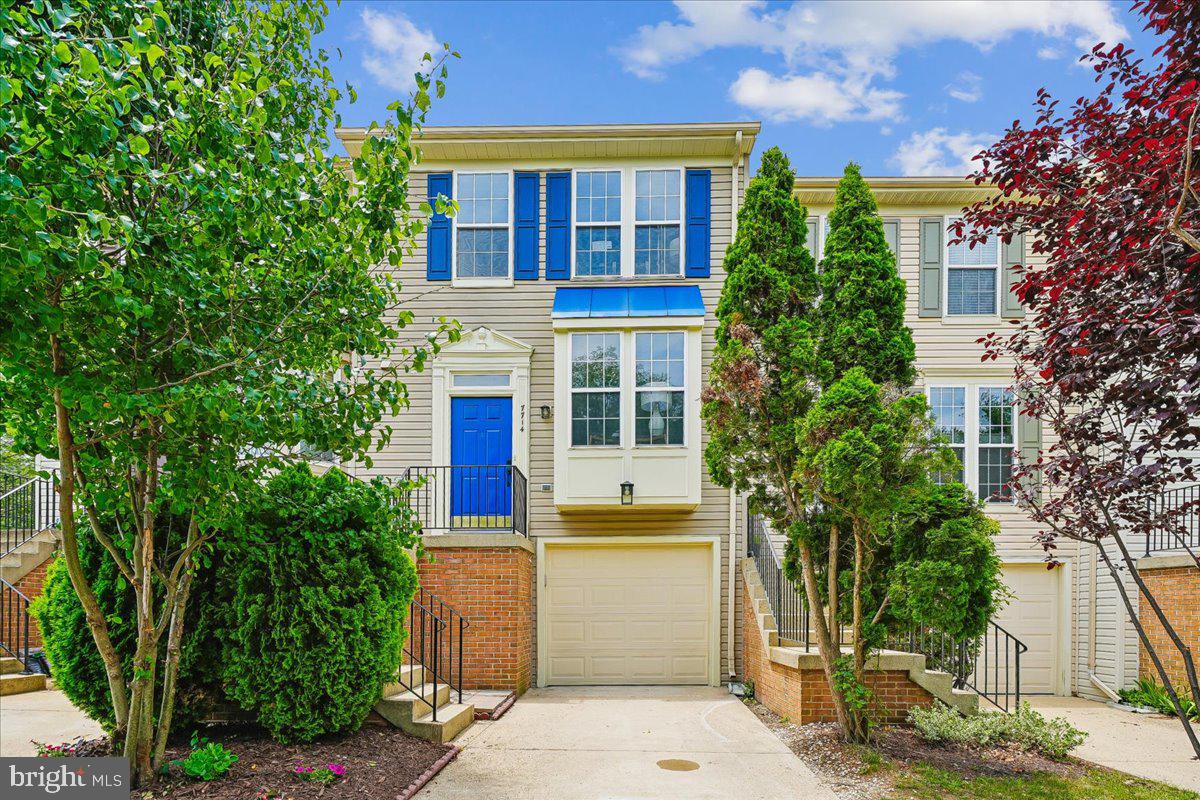 7714 Bartley Way, Alexandria