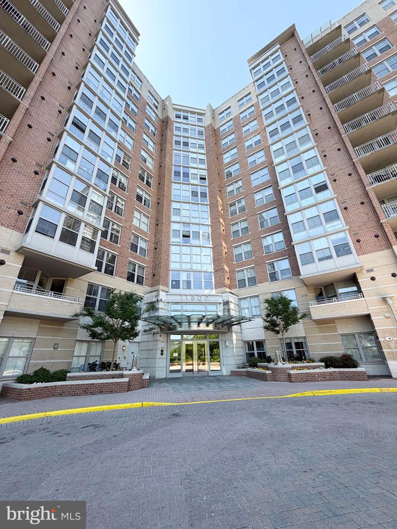 11800 Sunset Hills Road #422, Reston