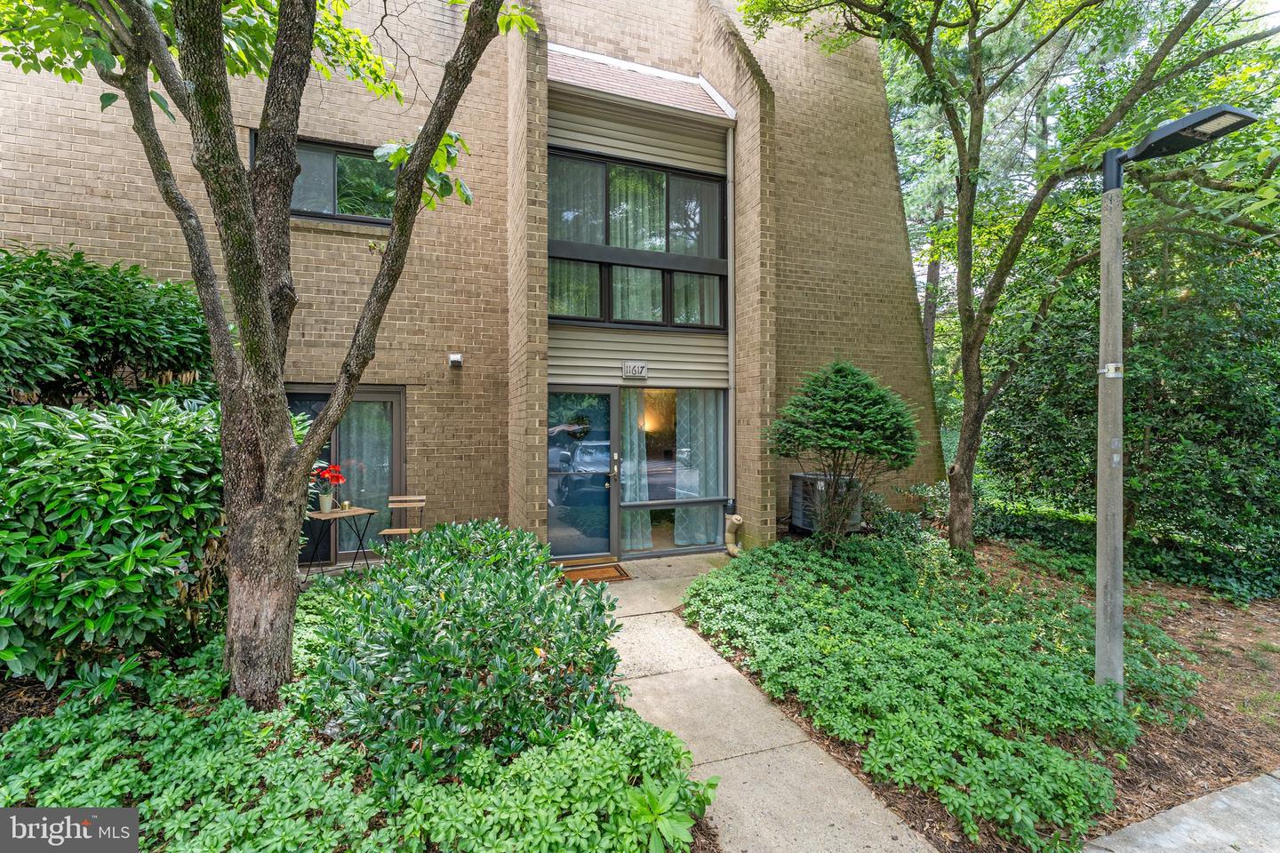 11617 Windbluff Court #9b
